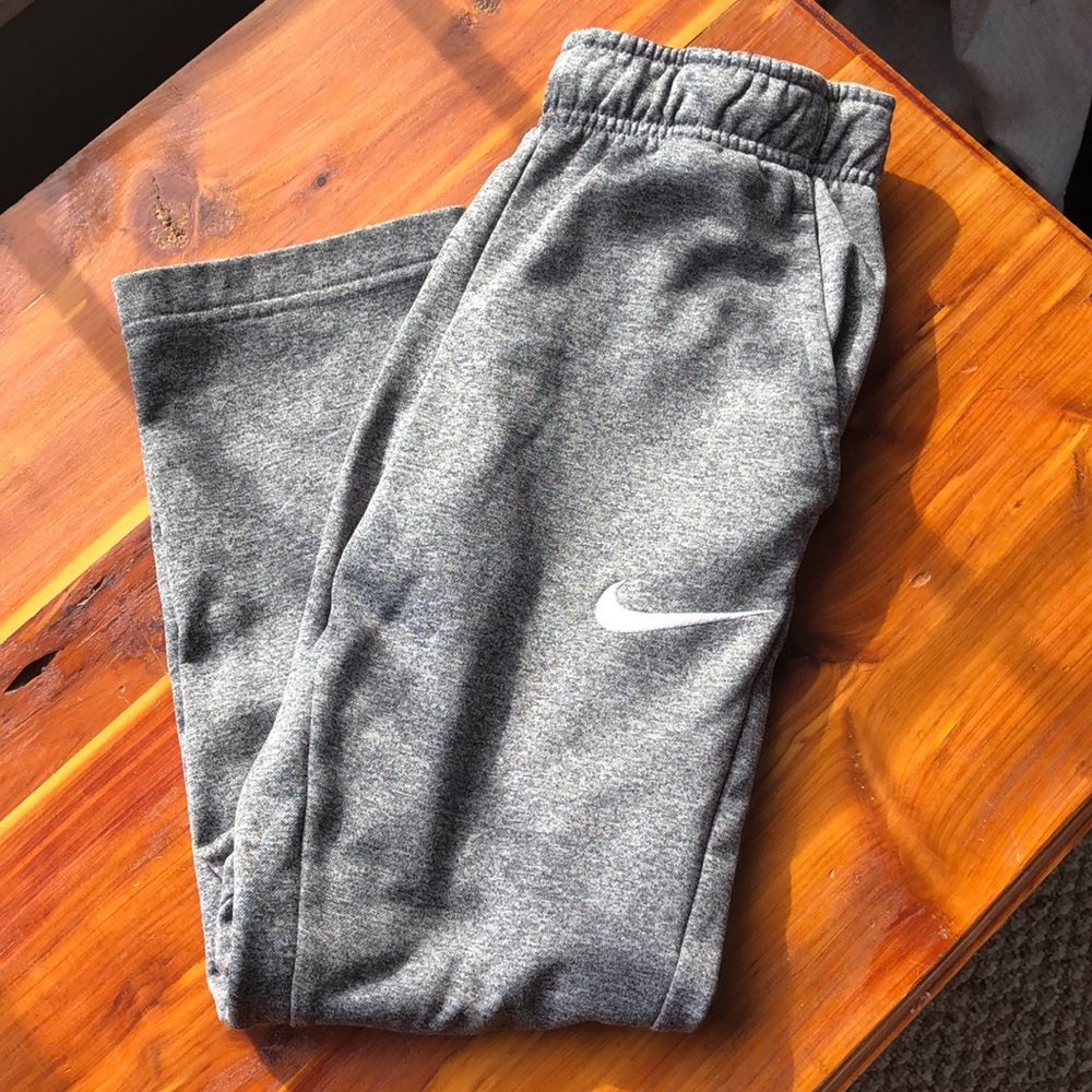 Boys Nike dry fit sweats